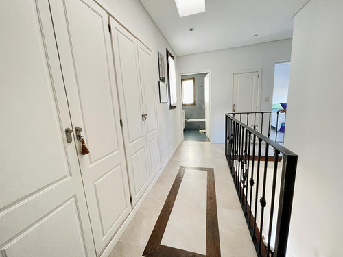 Imagen 15 de 22 de Casa En Venta - Barrio Barbarita