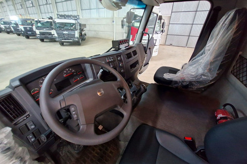Caminhão Volvo Vmx 290 6x4 24/24 Pipa 20.000l Facchini