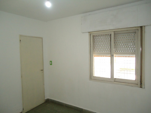 Los Naranjos Excelente Vivienda Sobre Calle Principal , Zona Comercial