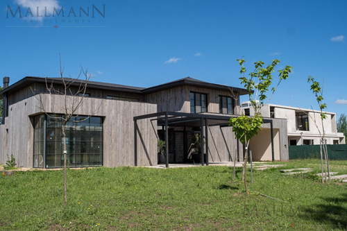 Casa En Venta El Milord, Pilará | Mallmann Propiedades