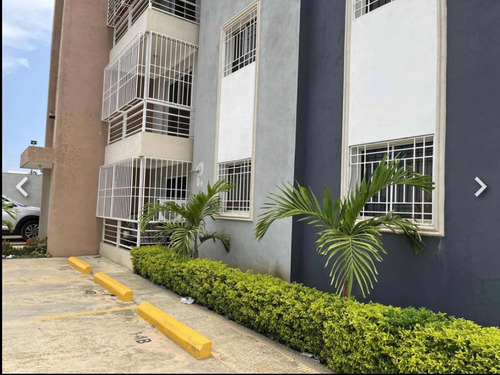Apartamento Ubicado En Amalia Autopista San Isidro