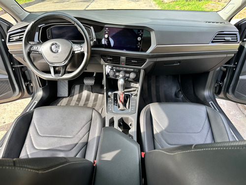 Volkswagen Vento 1.4 Highline 150cv At