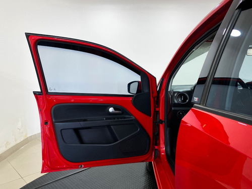 Imagem 10 de 17 de Volkswagen Up