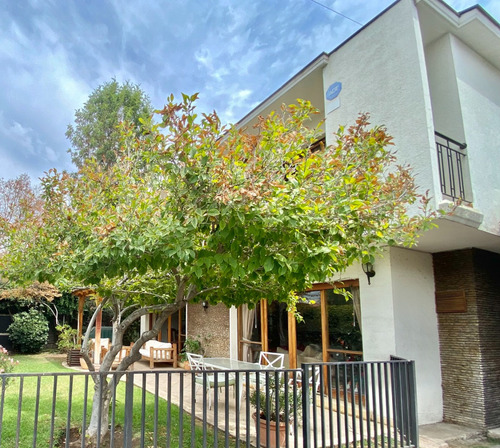 Linda Casa Metro Bilbao/ Colegio San Ignacio
