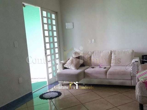 Imagem 2 de 15 de Casa 6 Vagas 2 Quartos Venda Atibaia - Ca0076-1