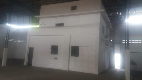 Imagem 14 de 24 de Galpão Na Br 101 Com Docas Para Locar - Ga0167