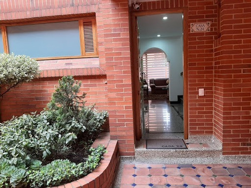 Casas En Venta Colina Campestre 642-5016