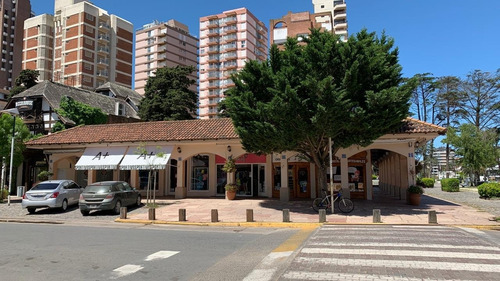 Imagen 4 de 17 de Local Comercial 7 Pinamar - Av. Bunge Y Esq. Av. Libertador