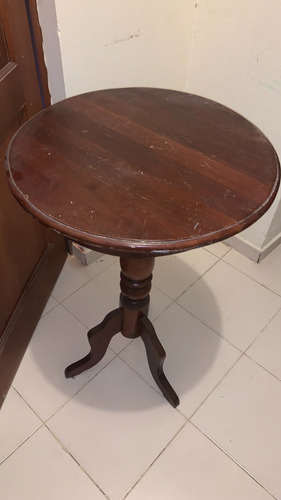 Imagen 5 de 5 de Mesa Auxiliar En Caoba