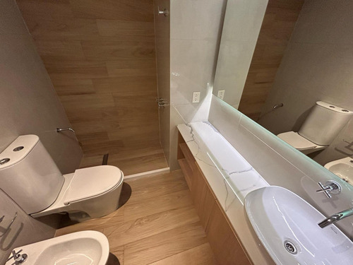 Departamento En Venta Piso Exclusivo 3 Dormis Patio Zona Rio
