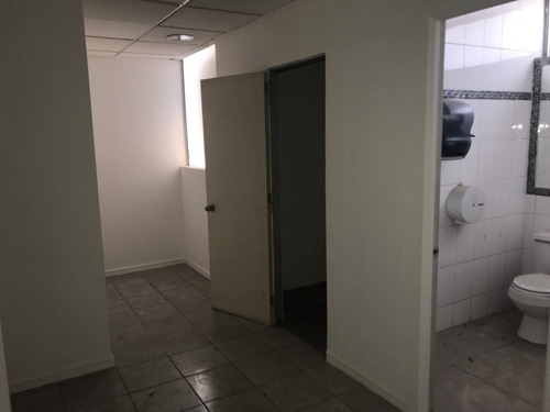 2 Niveles + Estac. Av. Padre Hurtado Nte. / Hualtatas