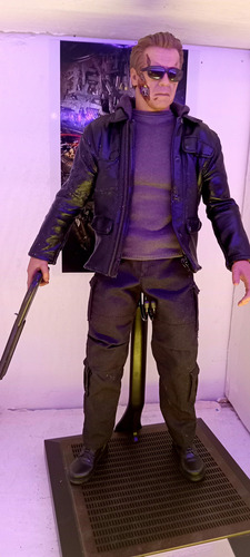 Hot Toys Terminator Genesis
