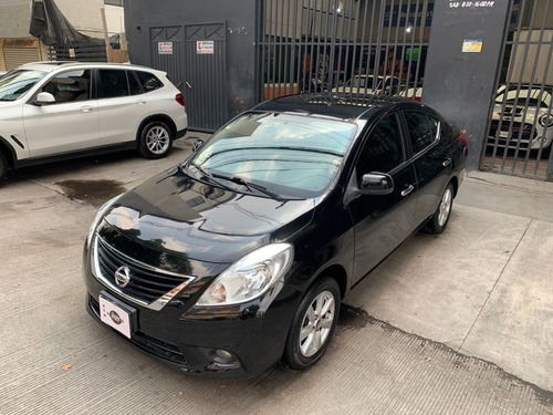Imagen 1 de 11 de Nissan Versa 2012