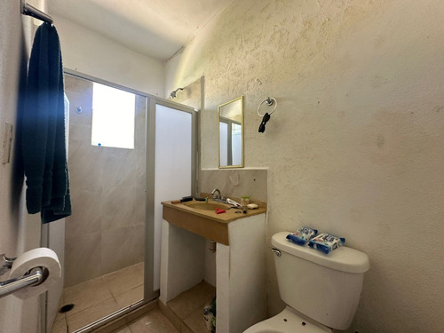 Edificio Para Remodelar! Col. 1o De Mayo | Pto. Vallarta Excelente Inversión!! 2 Departamentos, Con Opción A Un Tercero. Excelente Ubicación!