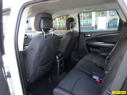 Dodge Journey Se