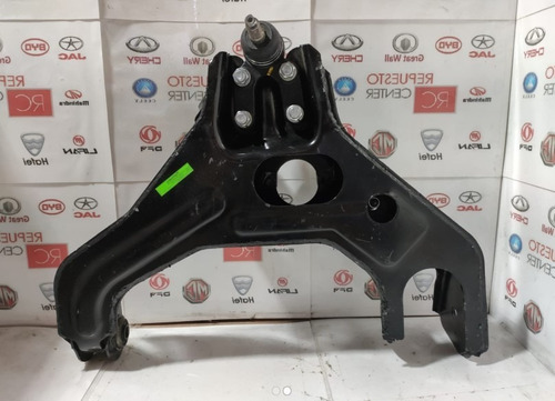 Bandeja Inferior Izquierda 4x2 Mahindra Genio 2.2 Mawk