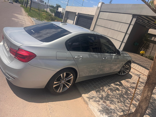 BMW Serie 3 3.0 330i Sedan Sport Line 252cv
