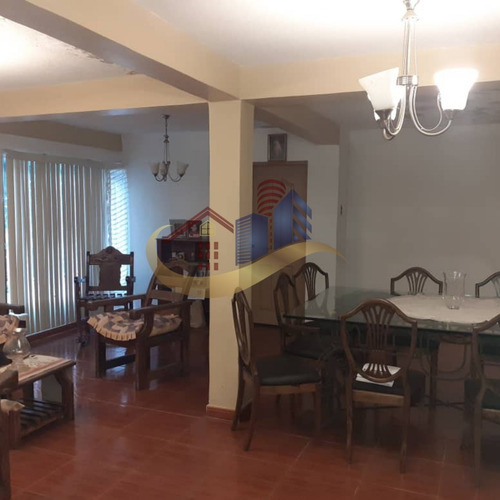Imagen 3 de 8 de Casa En Venta En Caraballeda De 3 Hab. 1 Baño Ref 814
