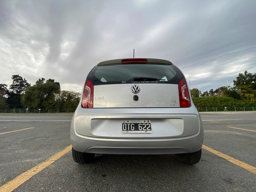 Volkswagen Up! 2015 1.0 Move Up! 75cv 5 P
