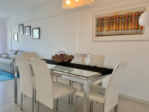 Imagen 4 de 14 de Apartamento En Venta Dos Dormitorios Moderno - Punta Del Este Aidy Grill