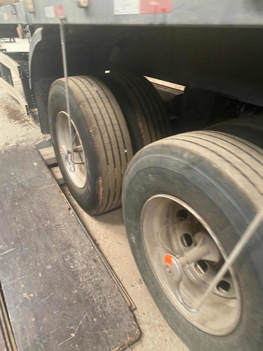 Carreta Graneleiro Facchin 2012 Volvo Vm 310 2011