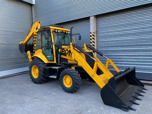 Imagen 2 de 8 de Retroexcavadora Iron Xt870 4x4
