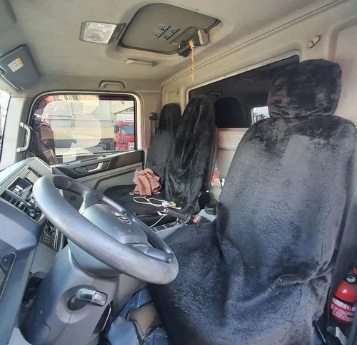 Vw Delivery Express 4x2 Com Baú Sider Ano 2019