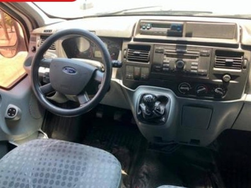 Imagem 10 de 15 de Ford Transit 2013 2.2 Longo 5p