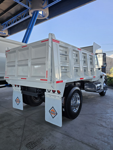 International 4300 Modelo 2014 Volteo Nuevo 7 Metros