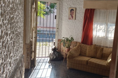Imagen 2 de 18 de Bajo Y Sale!!! Padrón Único Oportunidad Linda Casa De 3 Dormitorios, Con Posibilidad De Garaje Y De Ampliar La Construcción Precio Negociable!!