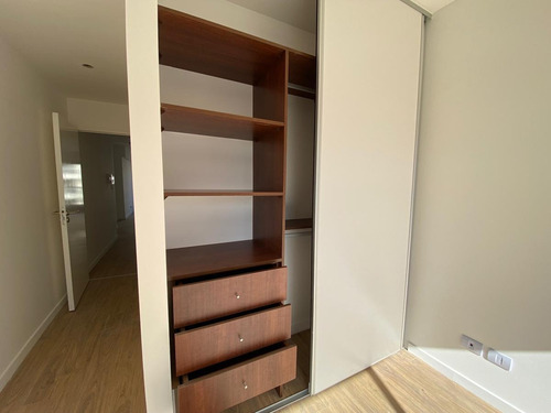 Imagen 9 de 23 de Hermoso 2 Ambientes Súper Luminoso! Baño Suite Y Toilette · Apto Profesional