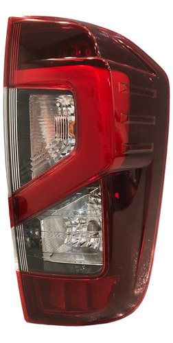 Calavera Derecha Nissan Frontier 2021 - 2022