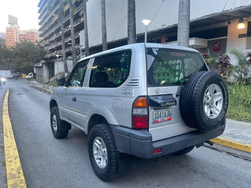 Imagen 5 de 12 de Toyota Meru 4x4