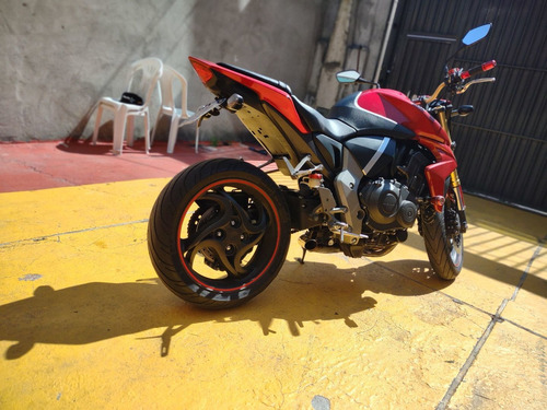 Imagem 2 de 8 de Honda Cb1000r