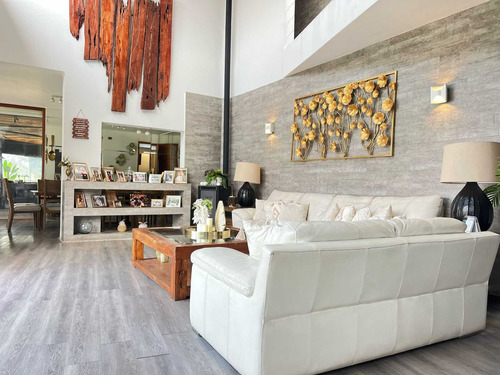 Espectacular Casa/cancha Tenis/gym (96717)