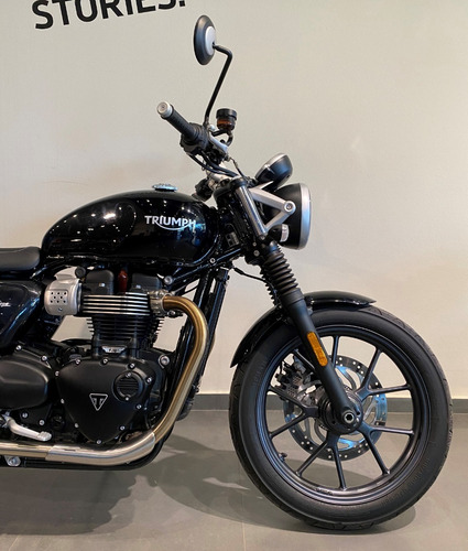 Triumph Street Twin