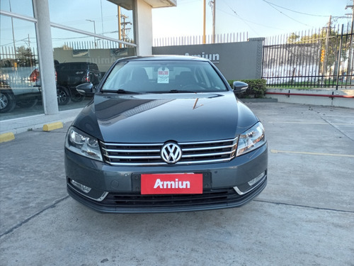 Imagen 3 de 9 de Volkswagen Passat 1.8 Tsi Confort 2014
