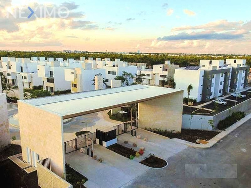 Imagen 17 de 20 de Casa En Venta De 3 Recámaras, Sala De Tv, Paneles Solares, Av. Urano, Sm329, Av. Huayacán, Cancún