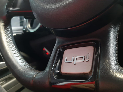Imagem 9 de 12 de Volkswagen Up! Cross 1.0 Tsi Flex