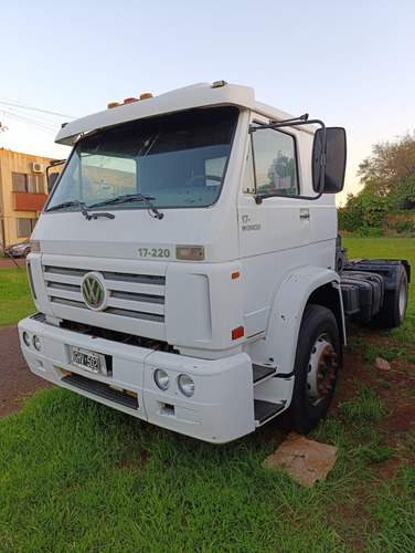 Tractor Cabina Dorm. De Carretera.turbo,bomba Y Motor Nuevo.