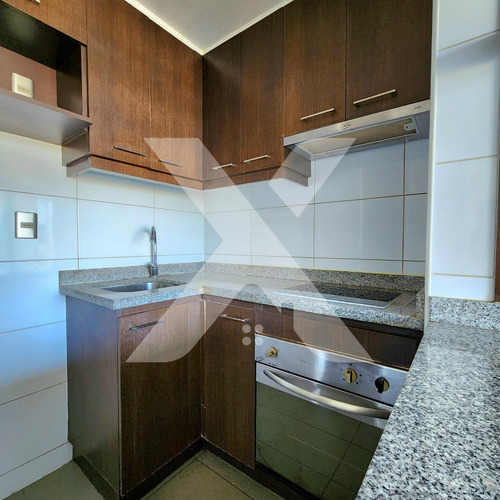 Arriendo Departamento, Piso 22, Opc. Est. Metro Ñuble