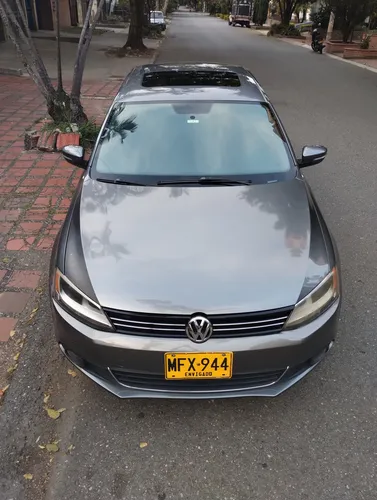 Volkswagen Jetta 2.5 Tredline Automatico