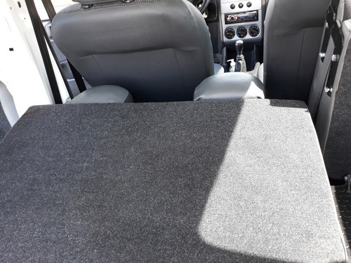 Imagen 9 de 14 de Peugeot Partner 1.4 Furgon Presence Aa