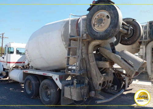 Imagen 8 de 13 de Camión Revolvedora De Concreto Kenworth 2003