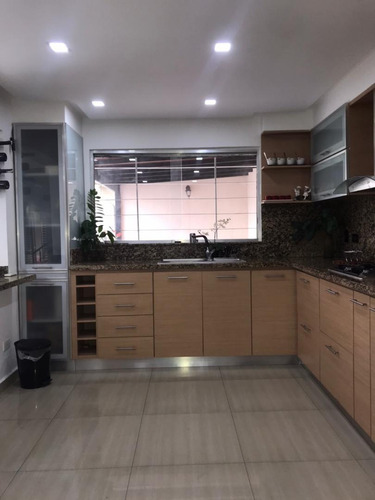 Imagen 8 de 13 de Ligia Guardia Vende Town House En Altos De Montealegre Tazajal