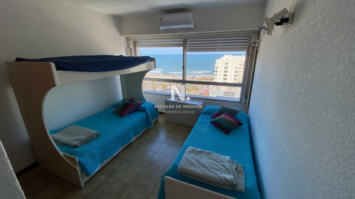Apto 3 Dormitorios 3 Baños En Peninsula Cuenta El Edificio Con Servicio De Playa -ref:530