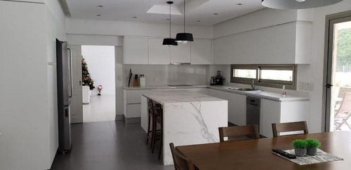 Imagen 4 de 26 de Casa - Comarcas De Luján