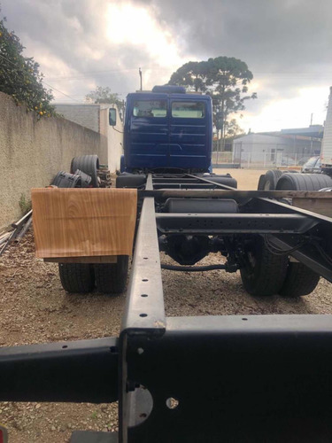 Imagem 8 de 24 de Mercedes Bens 1318