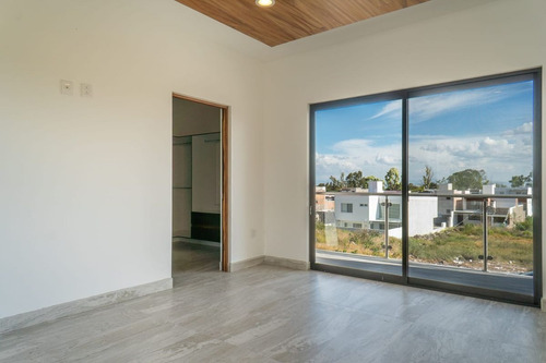 Imagen 25 de 30 de Se Vende Casa En Lomas De Juriquilla, 3 Niveles, Doble Altur