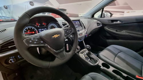 Imagen 20 de 25 de Chevrolet Cruze Lt 5 Puertas Automatico 0km 2022